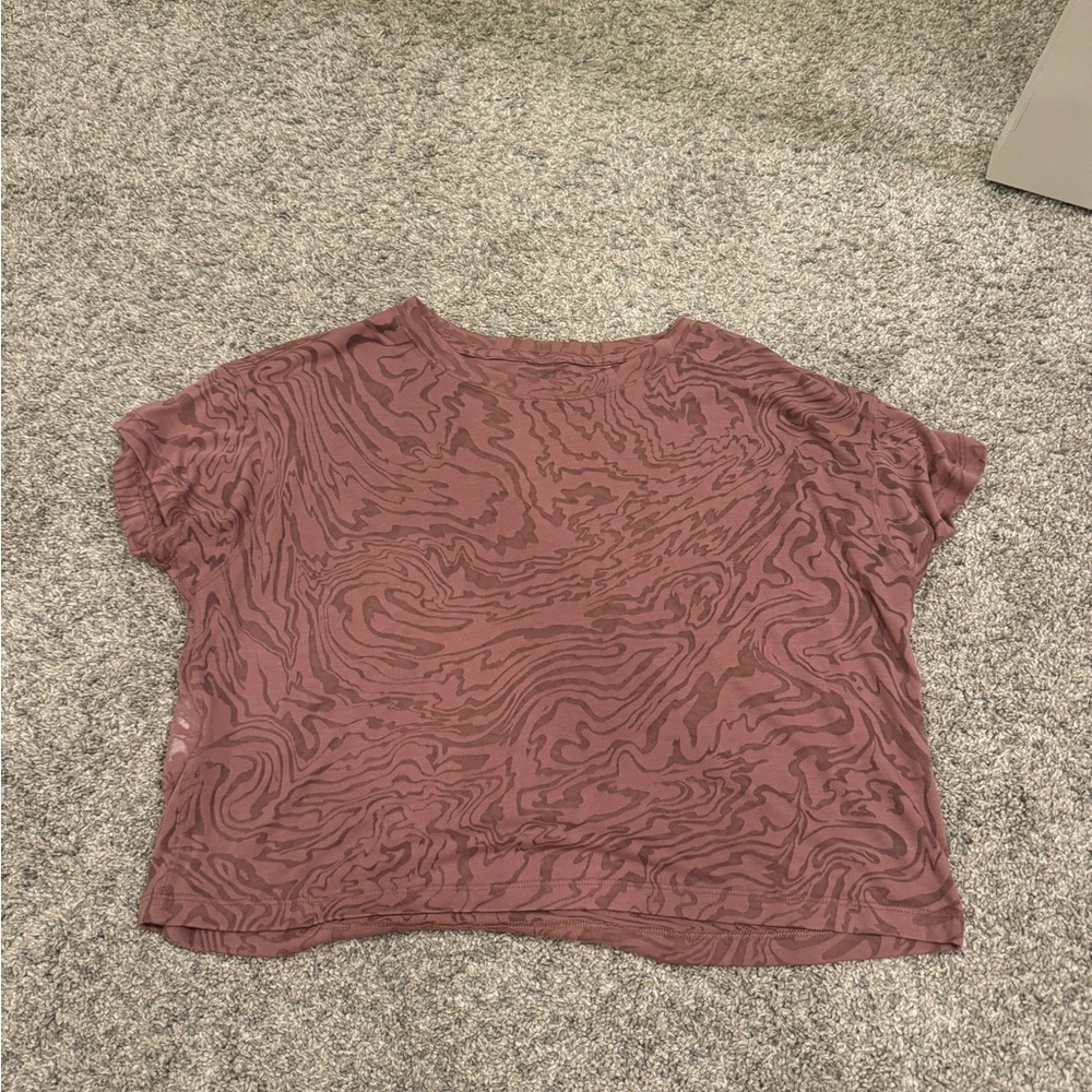 Lululemon top size 4